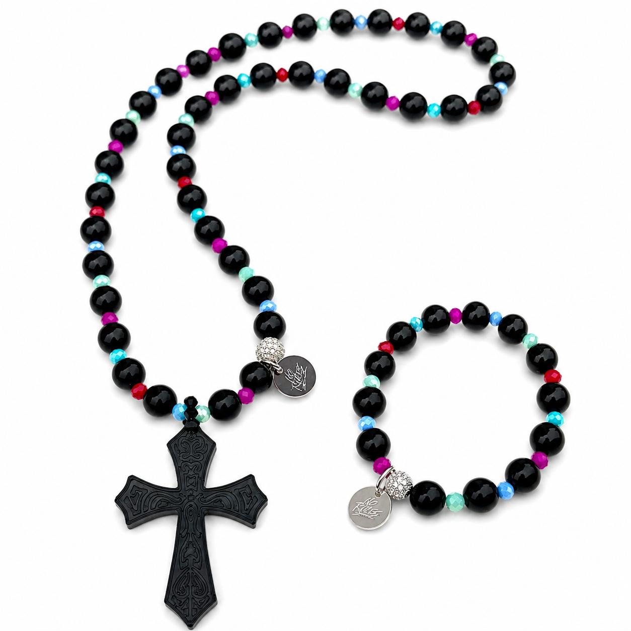 Perlenarmband & Halskette – Handgefertigtes Unikat mit Effektperlen & „Gothic Cross“-Anhänge