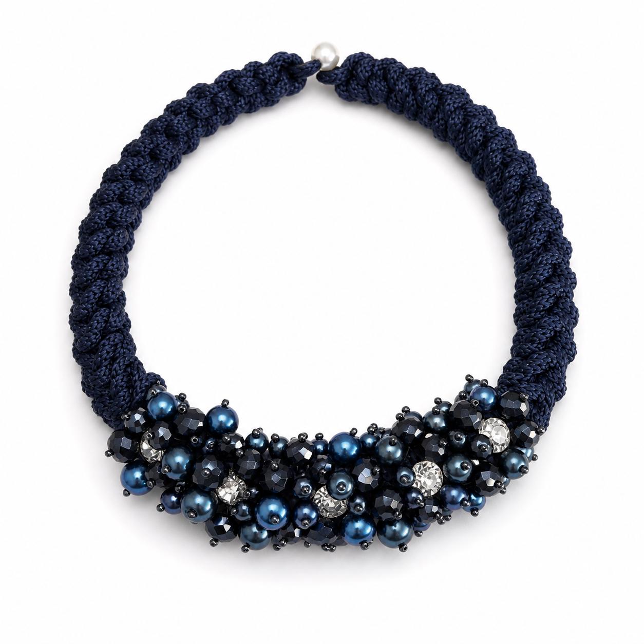 Halskette - Handgefertigtes Prachtstück in Deep Blue & Kristall